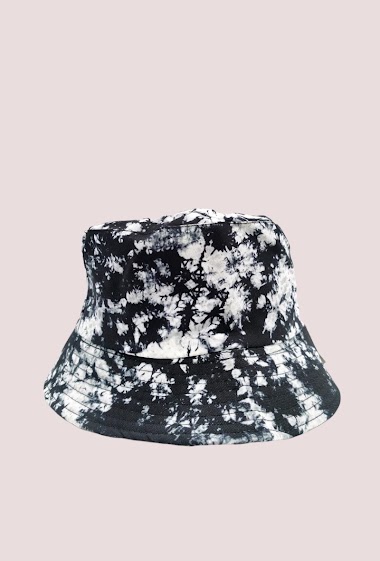 Patterned reversible bucket hat