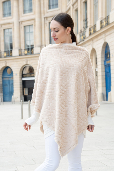 Wholesaler Sandy Paris - Soft cape coat