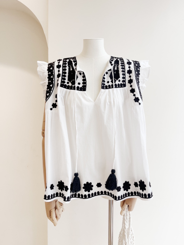 Wholesaler SARAH JOHN - White embroidered blouse