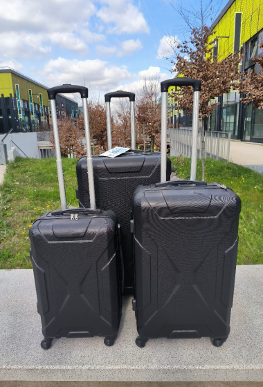 Wholesaler SARCINAS - ABS suitcases
