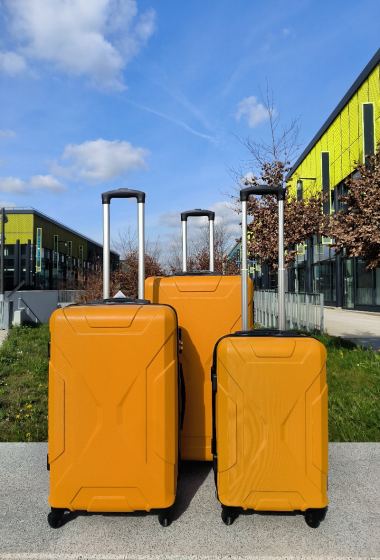 Wholesaler SARCINAS - ABS suitcases