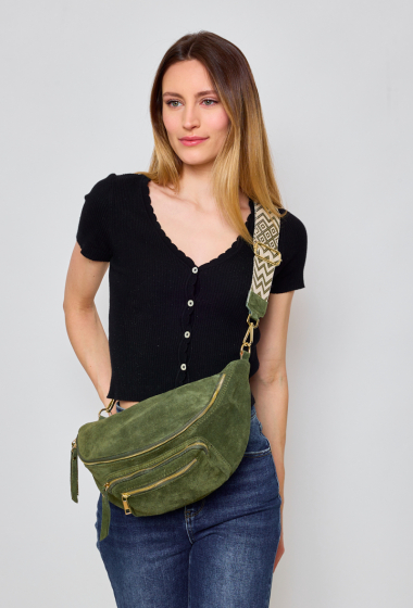 Wholesaler CINNAMON - Belt bag with pocket