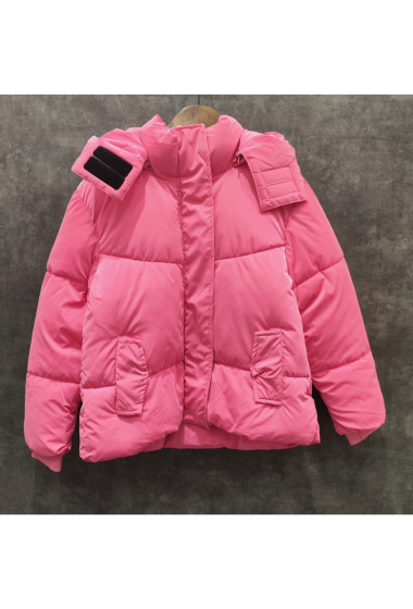 Wholesaler Squared & Cubed - Girl short hooded down jacket with a plastified effect
