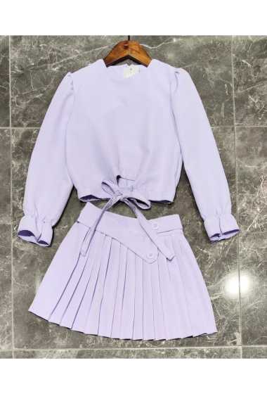 Mayorista Squared & Cubed - Conjunto blusa + falda plisada
