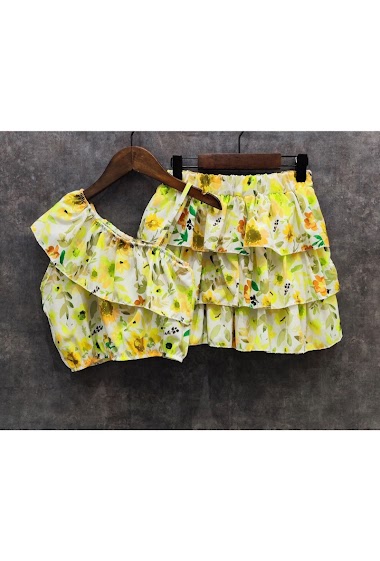 Wholesaler Squared & Cubed - Set of asymetric top + ruffle skirt