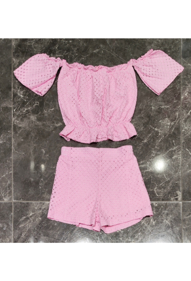 Wholesaler Squared & Cubed - Lace top + high-waisted shorts set