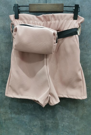Grossiste Squared & Cubed - Short en similicuir avec pochette à la ceinture