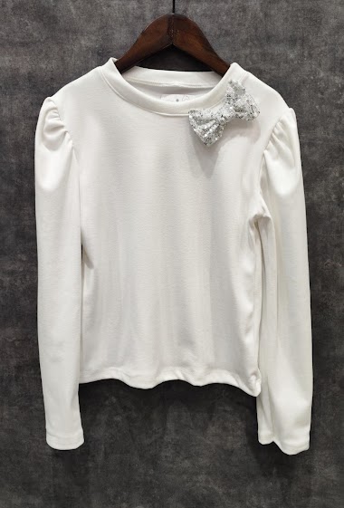 Long sleeves tshirt with a sequin bow tie