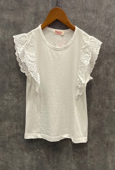 Tshirt with English embroidery ruffles