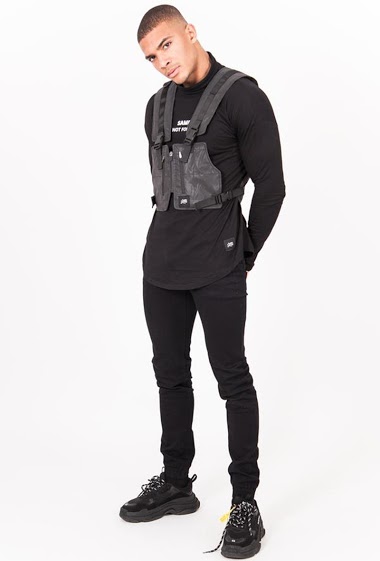 Black reflective lightweight tactical vest