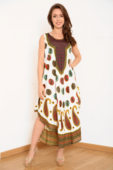Wholesaler SK MODE - Exotic print round neck and paisley flower print for women SKU8004