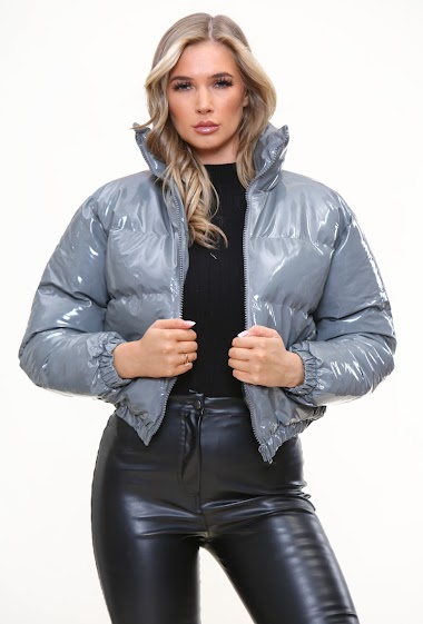 Wholesaler SK MODE - Short urban shiny quilted gray down jacket Shine ref ITAB