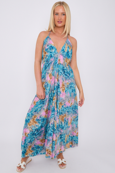 Wholesaler SK MODE - Women's bohemian backless dress, with abstract print, 100% SILK. Ref-SK7006