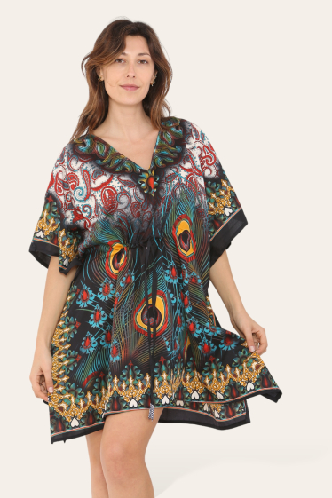 Wholesaler SK MODE - Short kaftan dress with a printed peacock feather pattern. REF-SK1065-S