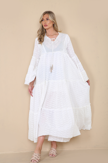 Wholesaler SK MODE - Dress; comfy and sensual hand-embroidered shinnig white dress 100% cotton