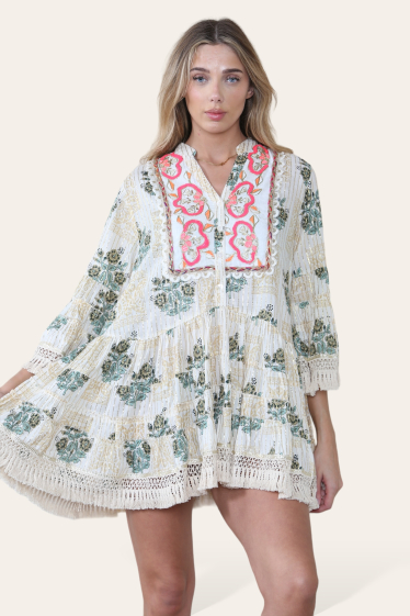 Wholesaler SK MODE - Short dress (ref SY 68sk) with ruffled sleeves, simple floral pattern