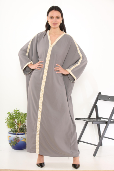 Wholesaler SK MODE - Luxury dress with a V-neck and long sleeves, embellished SKX16045