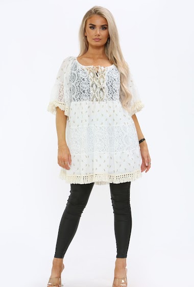 Wholesaler SK MODE - ROBE; BOHEMIAN LACE DRESS, GATHERED TIERED DRESS, WHITE WITH GOLDEN AESTHETIC DRESS