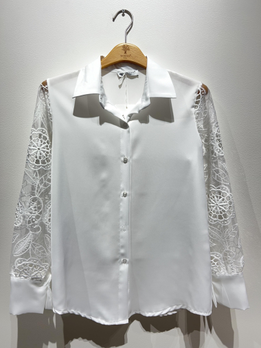 Wholesaler SOGGO - lace sleeve shirt