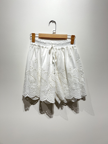Wholesaler SOGGO - Embroidered shorts
