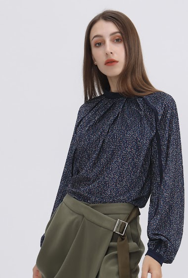 Wholesaler Smart and Joy - Velvet blouse with liberty print and satin bias