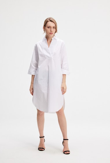 Großhändler Smart and Joy - Schlankes und minimalistisches langes Hemd aus Baumwolle