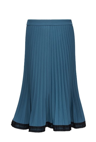 Wholesaler Smart and Joy - Pleated skirt with lace trim