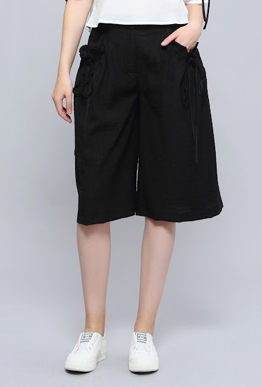 Wholesalers Smart and Joy - Relaxed loose cropped trousers