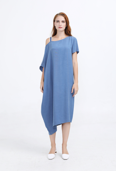 Großhändler Smart and Joy - Lockeres, minimalistisches, asymmetrisches Cupro-Kleid – Azurblau