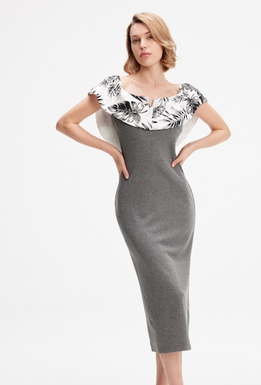 Wholesaler Smart and Joy - Bodybon bardot ruffle dress