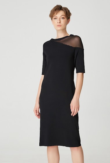 Großhändler Smart and Joy - Minimalistisches Jersey-Kleid mit asymmetrischem Schnitt
