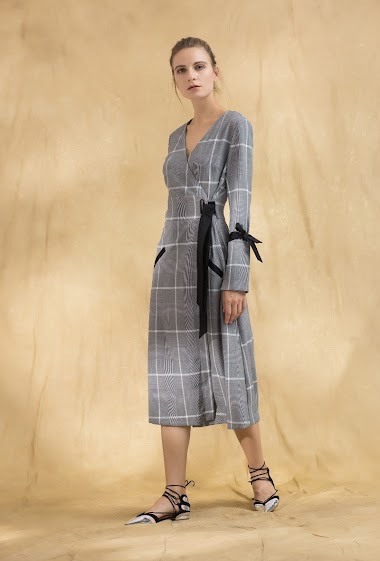 Großhändler Smart and Joy - Tartan Midi Wrap Dress