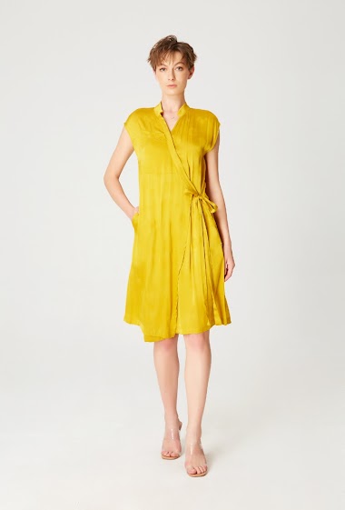 Wholesaler Smart and Joy - Minimalist wrap dress