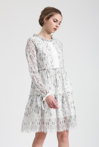 Wholesaler Smart and Joy - Long sleeve A-line lace tunic dress
