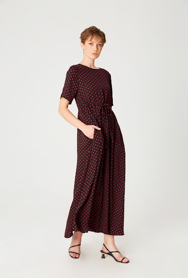 Großhändler Smart and Joy - Small red dots maxi blouse dress
