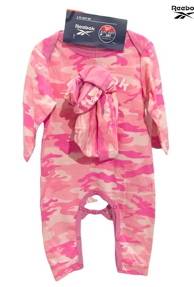 Grossiste Reebok - Set 5pcs body + pyjama + legging + bonnet + chaussons REEBOK