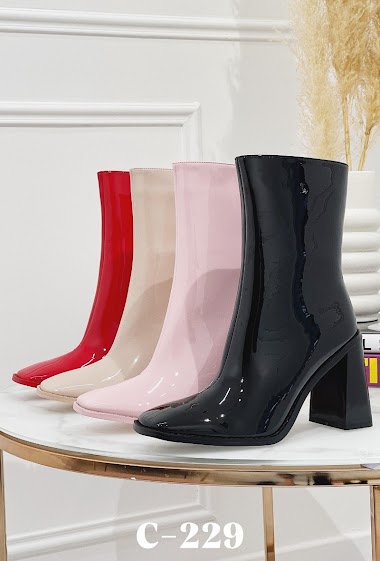 Wholesaler Stephan Paris - Patent square toe boot
