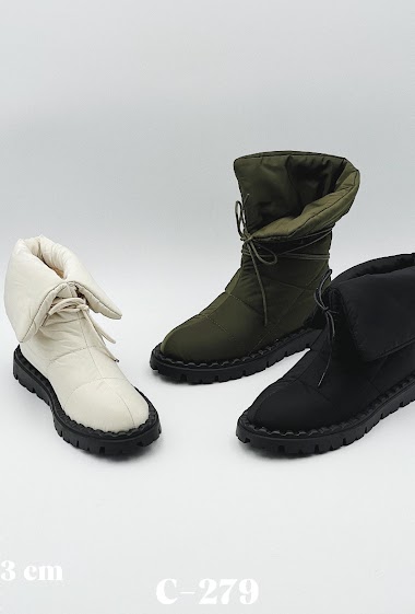 Wholesaler Stephan Paris - Quilted boots