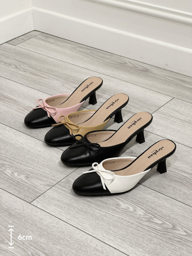 Wholesaler Stephan Paris - Elegant sandals