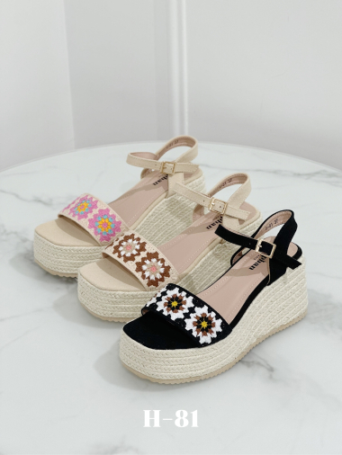 Wholesaler Stephan Paris - Espadrilles with embroidered detail