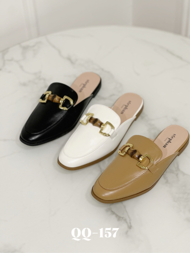 Open buckle loafers