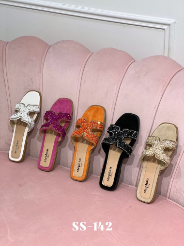 Wholesaler Stephan Paris - Flat mules decorated with stones and rhinestones
