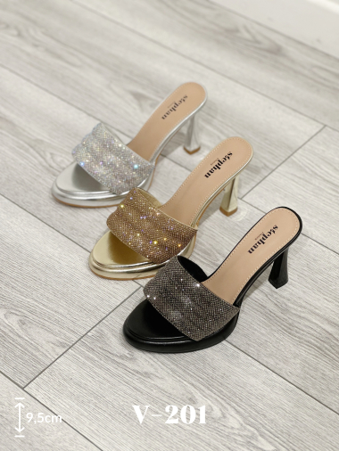 Wholesaler Stephan Paris - Shiny heeled sandal