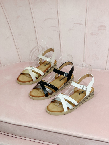 Wholesaler Stephan Paris - Croc print multi-strap open sandals