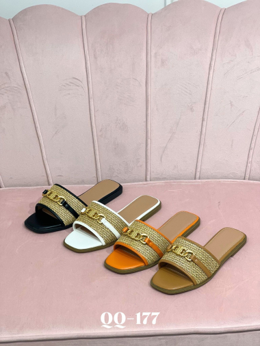 Wholesaler Stephan Paris - Flat woven sandals with gold buckle
