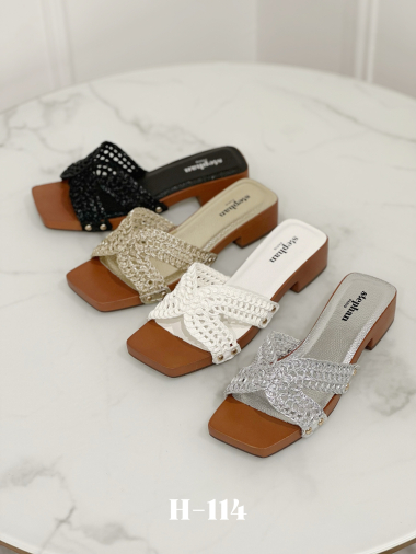 Wholesaler Stephan Paris - Flat braided sandals