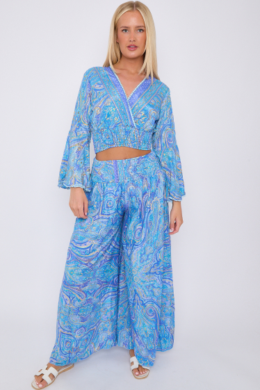 Wholesaler Sumel - 2-piece set for women with long sleeves, printed, 100% SILK. 1030P54GB.