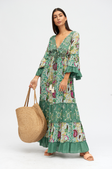 Grossiste Sumel - Robe colorée et jouissive, robe d'inspiration bohoméenne,