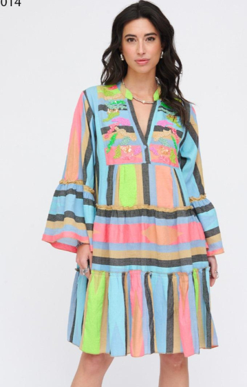 Großhändler Sumel - Kurzes Kleid mit mehrfarbigen Streifen, verspielter Farbmix Ref-25014