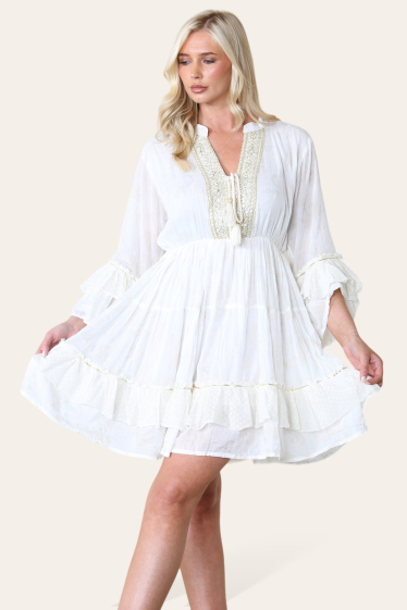 Wholesaler Sumel - Simple short dress with brown flower embroidered collar, cord belt, Ref-4029